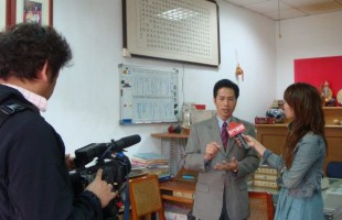 各新聞台採訪
